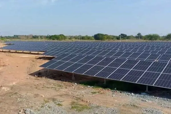 Solar photovoltaic power plants in Villa Clara and Ciego de Ávila, Cuba